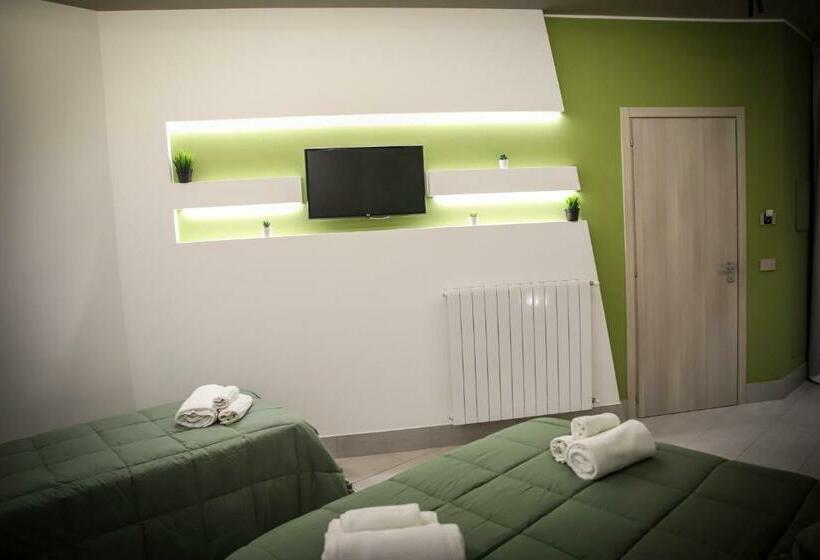 اتاق لوکس سه تخته, Urban Relax