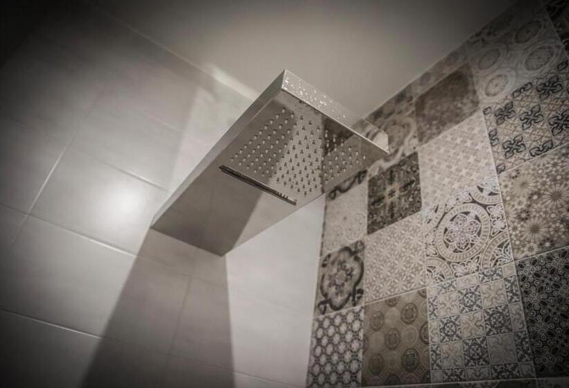 Трехместный Номер Deluxe, Urban Relax