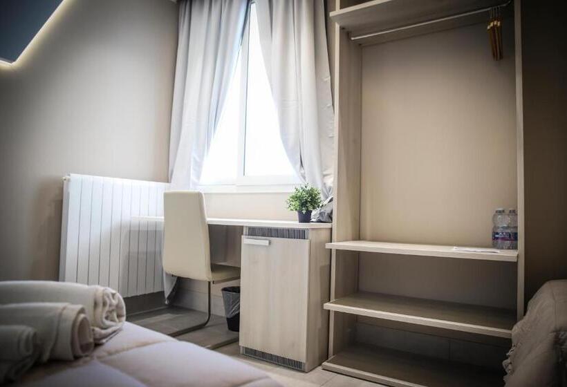 اتاق لوکس سه تخته, Urban Relax