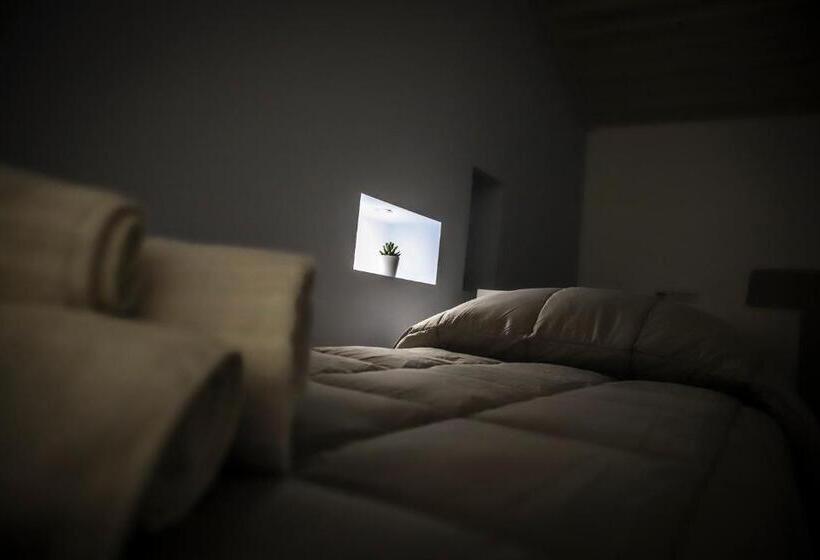 اتاق لوکس خانوادگی, Urban Relax