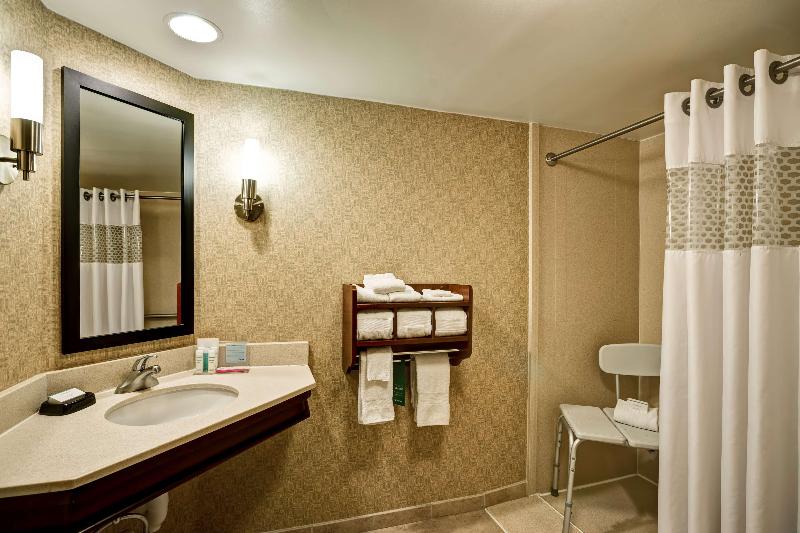 اتاق استاندارد با تخت بزرگ, Dazzler By Wyndham Lima San Isidro