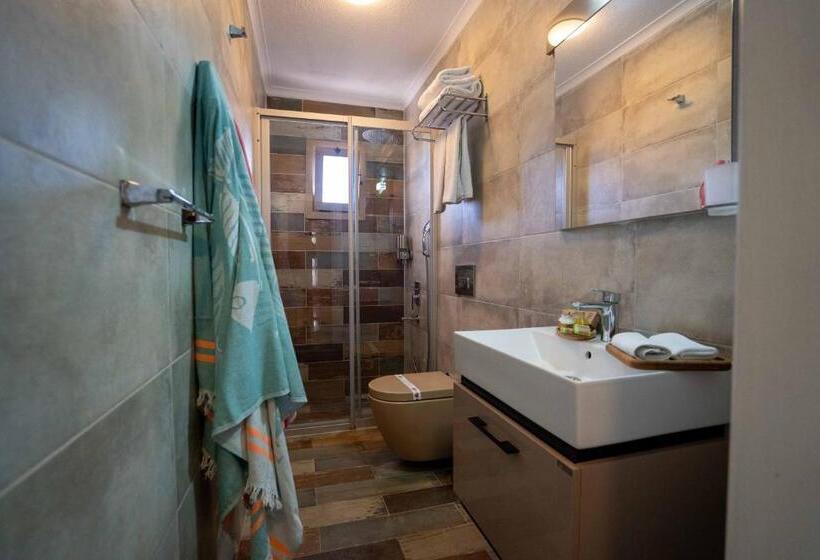 Quarto deluxe, Cunda