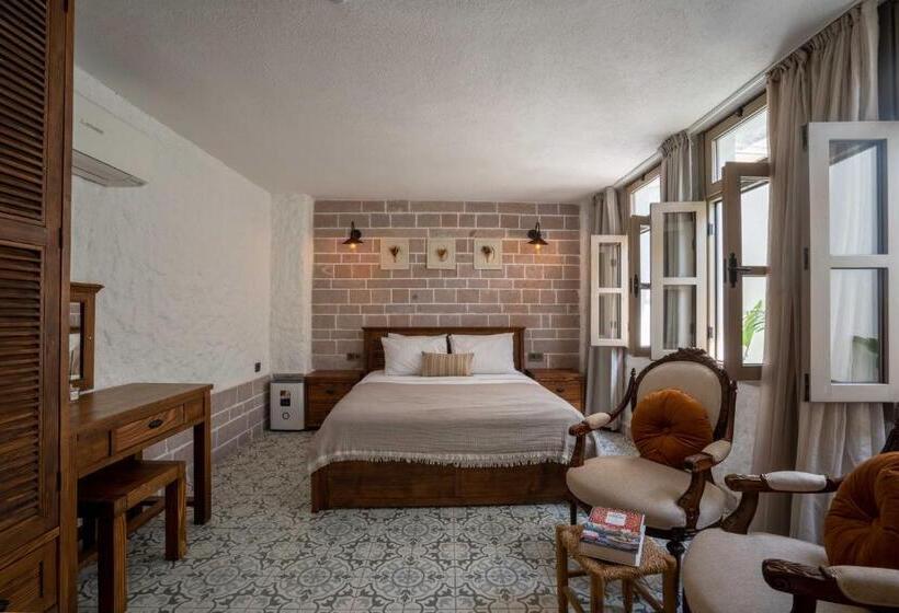 Семейный Номер, Cunda