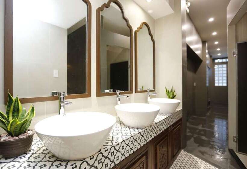 تختخواب در اتاق مشترک, Aquarizon Boutique Hostel & City Bar