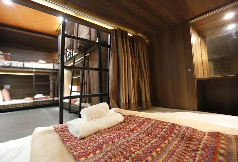 تختخواب در اتاق مشترک, Aquarizon Boutique Hostel & City Bar