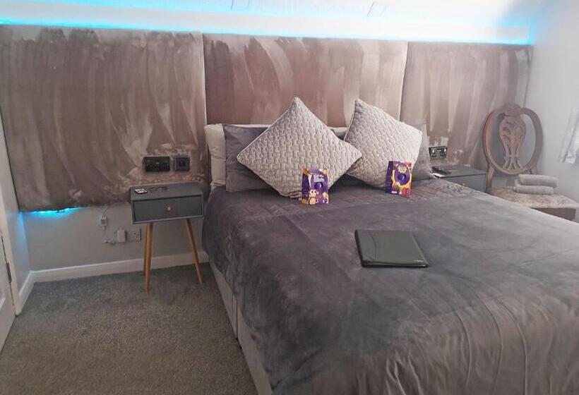 חדר דחוקס עם מיטת קינג, The Rufford