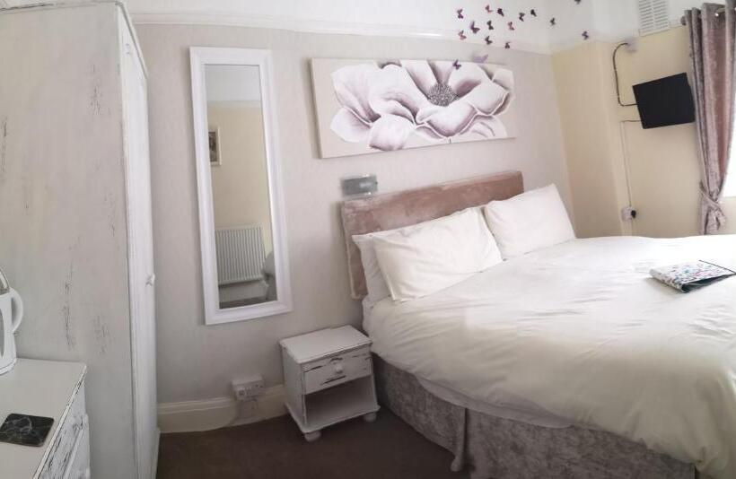 Standard Room, The Rufford