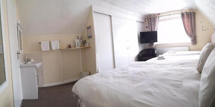 חדר משפחתי, The Rufford