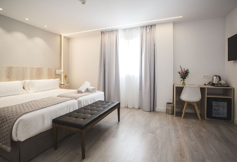 חדר סטנדרט, DWO Ábaster