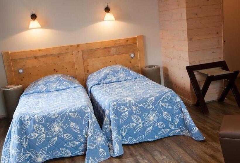 Номер Стандарт, Le Bon Accueil