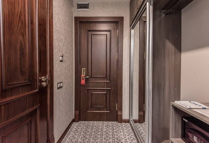 اتاق استاندارد, The Royal Mezbon Hotel & Spa