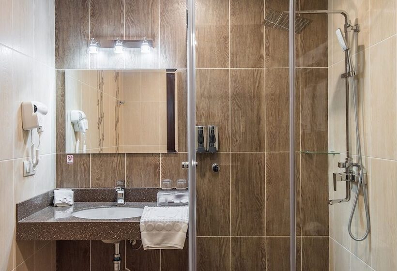 اتاق لوکس, The Royal Mezbon Hotel & Spa