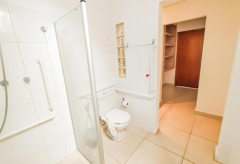 غرفة قياسية, Village Resort