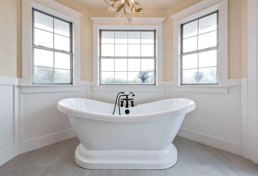 Люкс Повышенной Комфортности, The Plantation House Boutique Inn