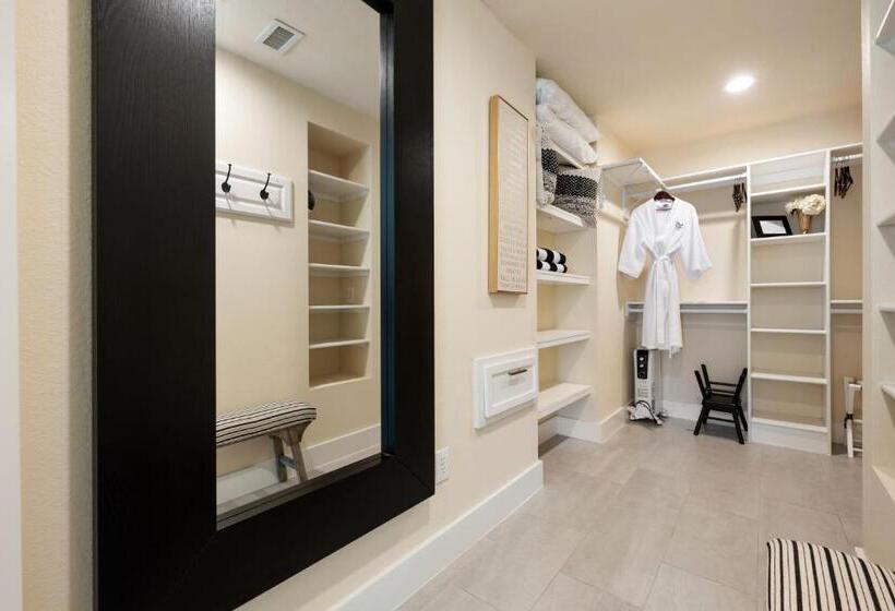 Люкс, The Plantation House Boutique Inn