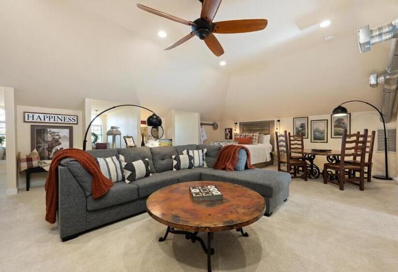 Family Suite, The Plantation House Boutique Inn