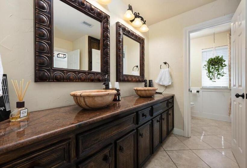 Номер Стандарт, The Plantation House Boutique Inn