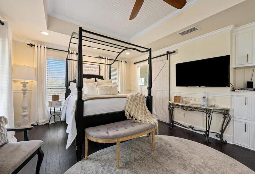 Люкс, The Plantation House Boutique Inn