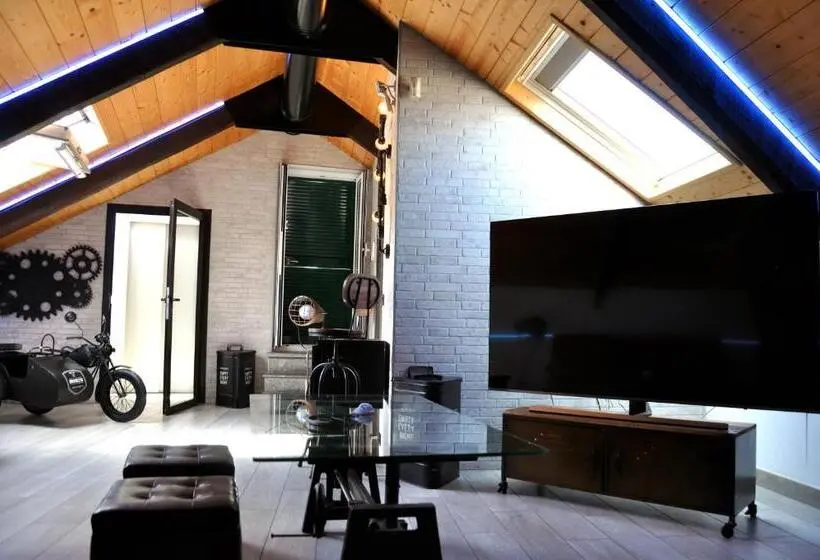 1 Bedroom Penthouse Apartment, Palazzo Settembrini 49