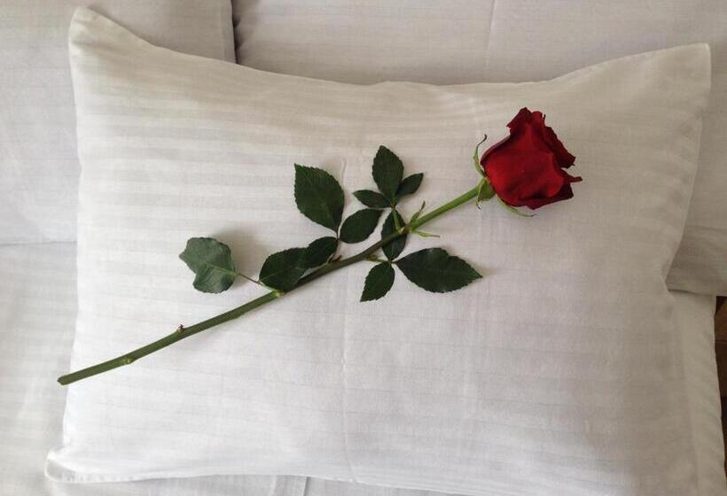 اتاق استاندارد با بالکن, Continental