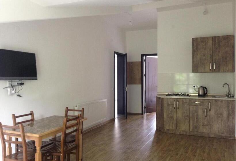 آپارتمان 1 خوابه, Continental