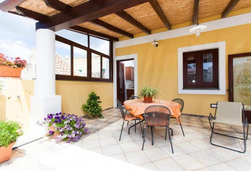 带1个卧室的豪华公寓, Residence Marina Corta