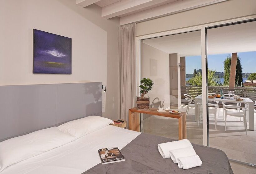 2 베드룸 이그제큐티브 아파트, Lamasu Rioverde   Lago Di Garda