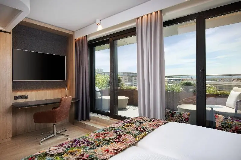 キングサイズベッドのエクゼクティブルーム, Holiday Inn   Osnabrück, An Ihg