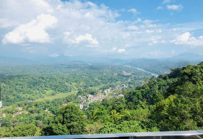 수피리어 룸 산전망, Mount Blue Kandy