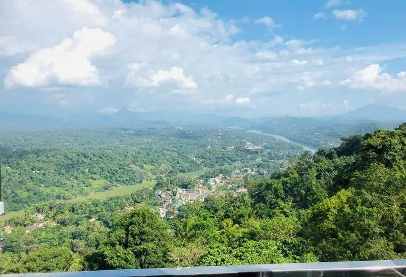 Quarto Superior Vista Montanha, Mount Blue Kandy