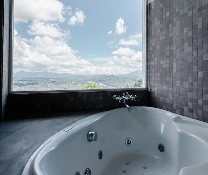 Suite Familiar 2 Quartos, Mount Blue Kandy
