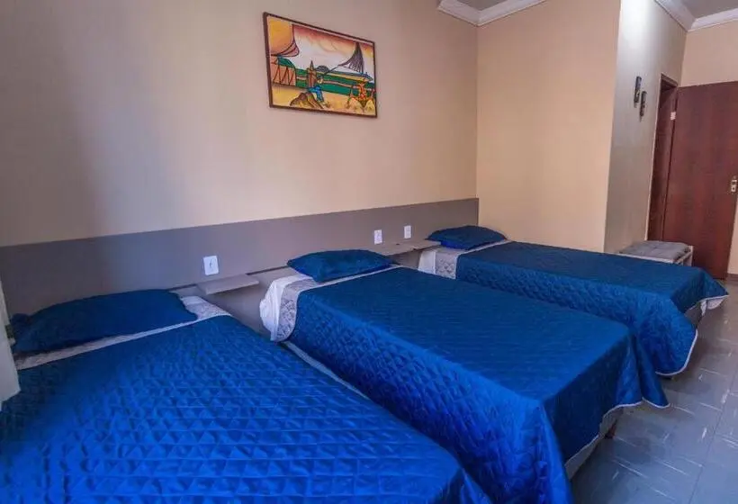 エコノミートリプルルーム, Alfa Hotel Vespasiano