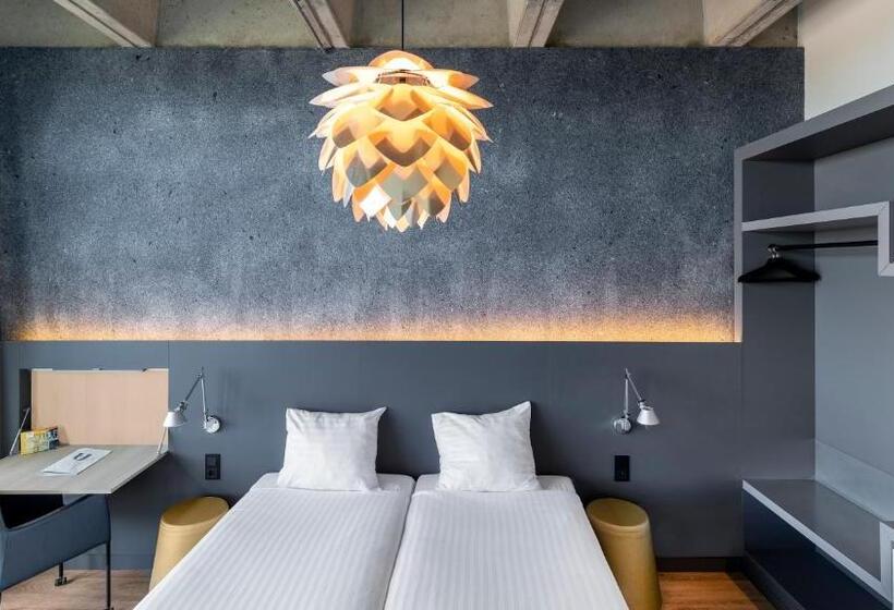 اتاق راحتی, U Park