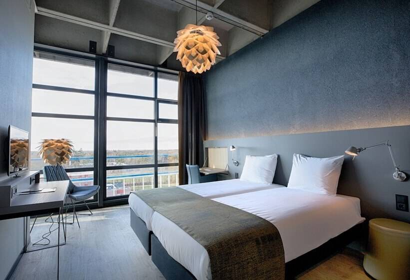 اتاق راحتی, U Park