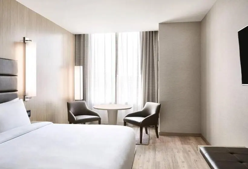 اتاق استاندارد با تخت بزرگ برای معلولان, Ac Hotel By Marriott Dallas Frisco