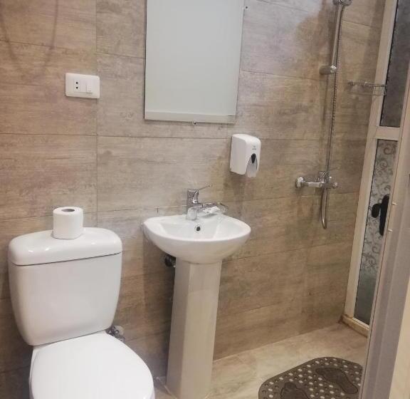 اتاق استاندارد, Holy Sheet Hostel