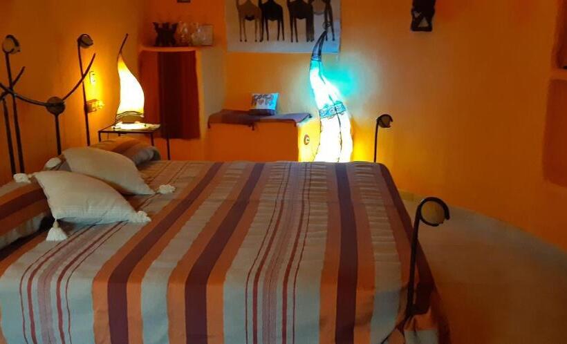 Номер Deluxe, Cueva Tardienta Monegros Adults Only