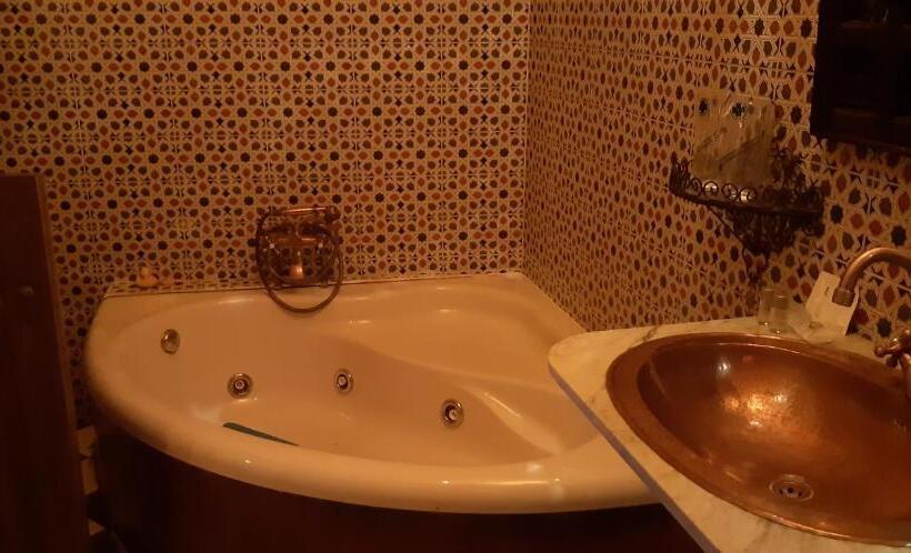 Номер Стандарт, Cueva Tardienta Monegros Adults Only