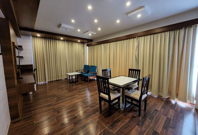 سوییت, Preethi International