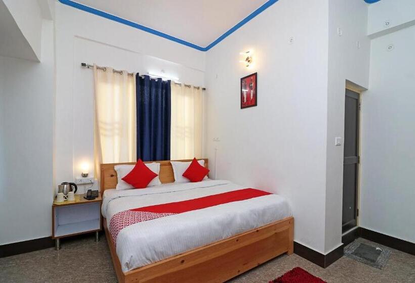 חדר קלאסי לשלושה, Oyo 26832 Hotel Ratnodaya