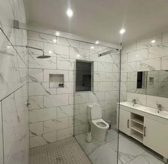 اتاق استاندارد با تخت بزرگ, Private Entrance Room Behind Out Of Africa
