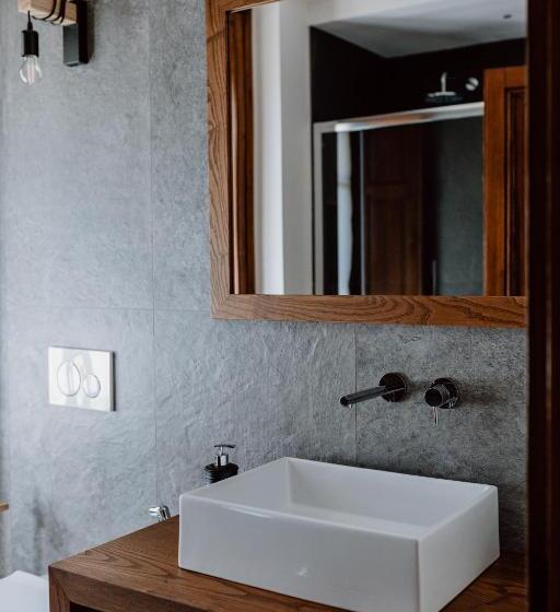 דירה בת חדר שינה 1 עם מרפסת, Residence Kalipè