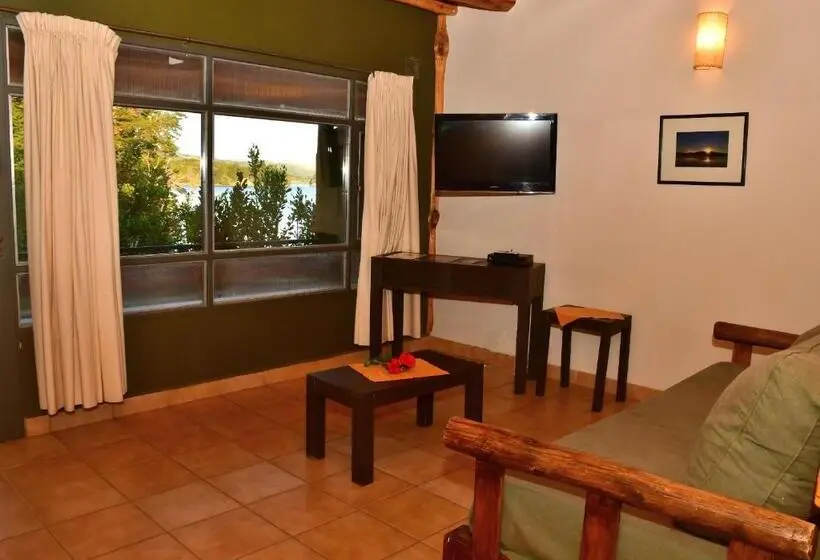 1 Bedroom Apartment Lake View, Aparts La Balconada By Dot Suites