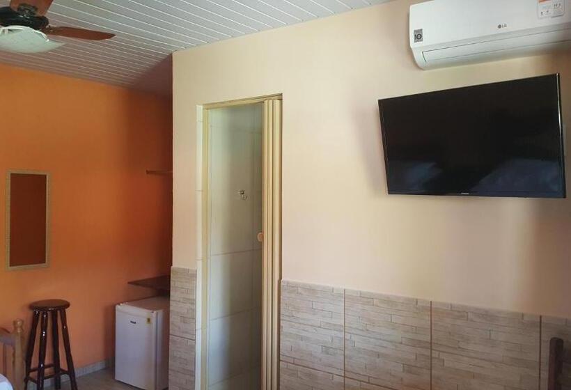 Basic Kolmen Hengen Huone, Pousada Solar Tropical
