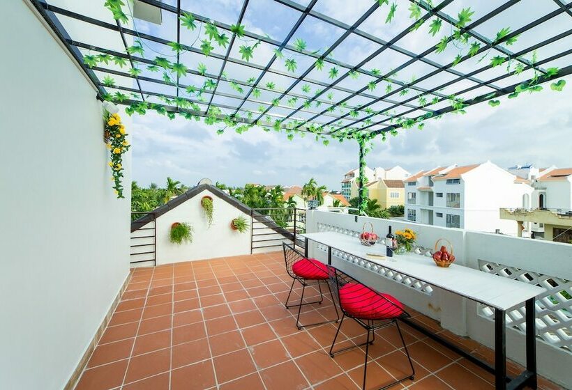 اتاق لوکس, Nhu Y Homestay