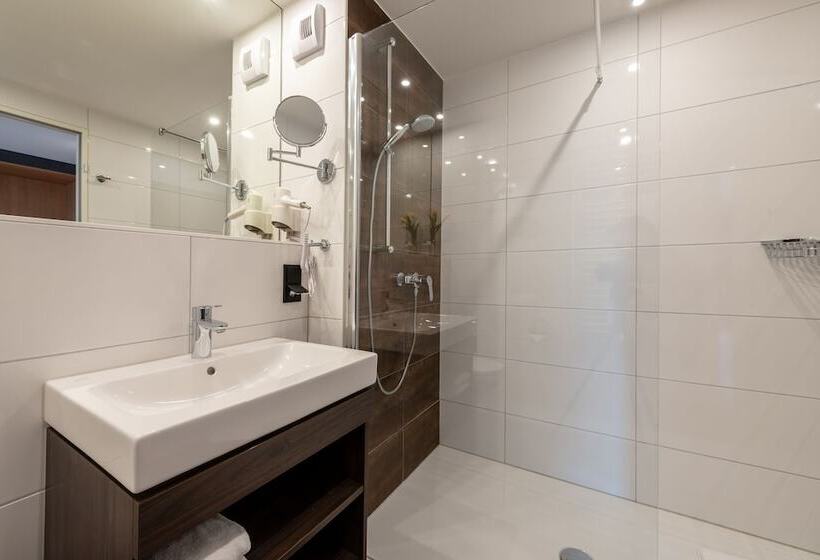 اتاق استاندارد, Augsburg Hotel Sonnenhof