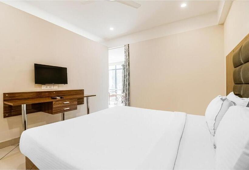 اتاق کلاسیک سه تخته, Collection O Edassery Resort