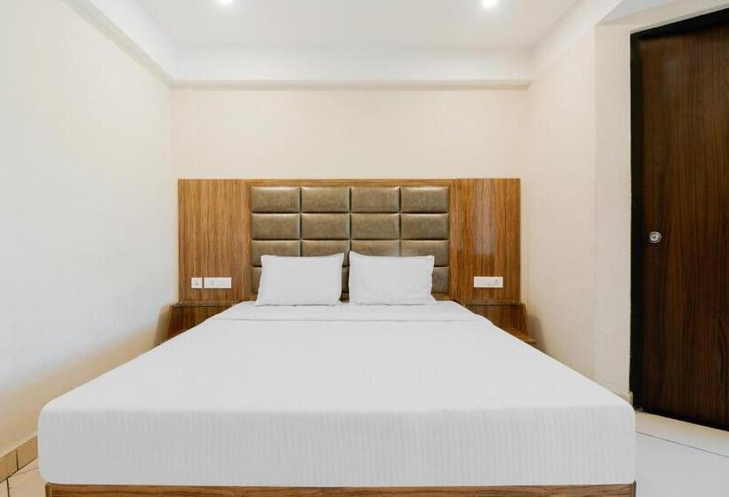 اتاق کلاسیک سه تخته, Collection O Edassery Resort