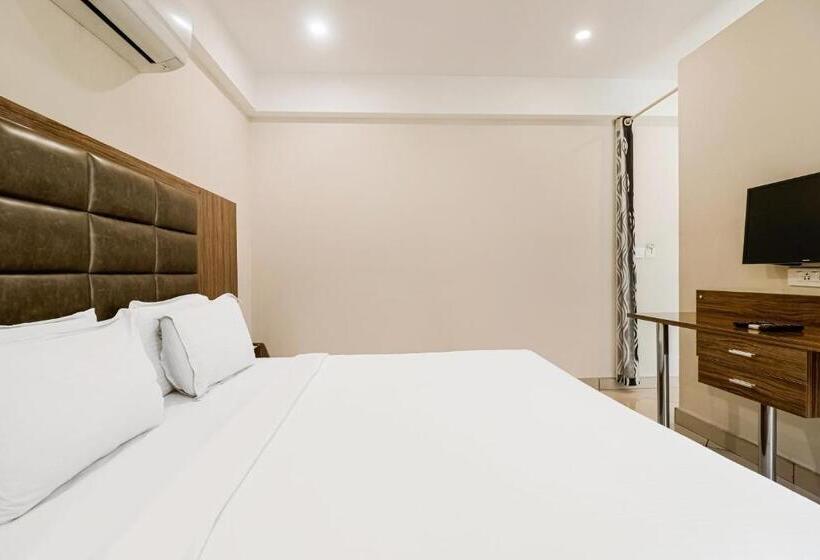 اتاق کلاسیک سه تخته, Collection O Edassery Resort