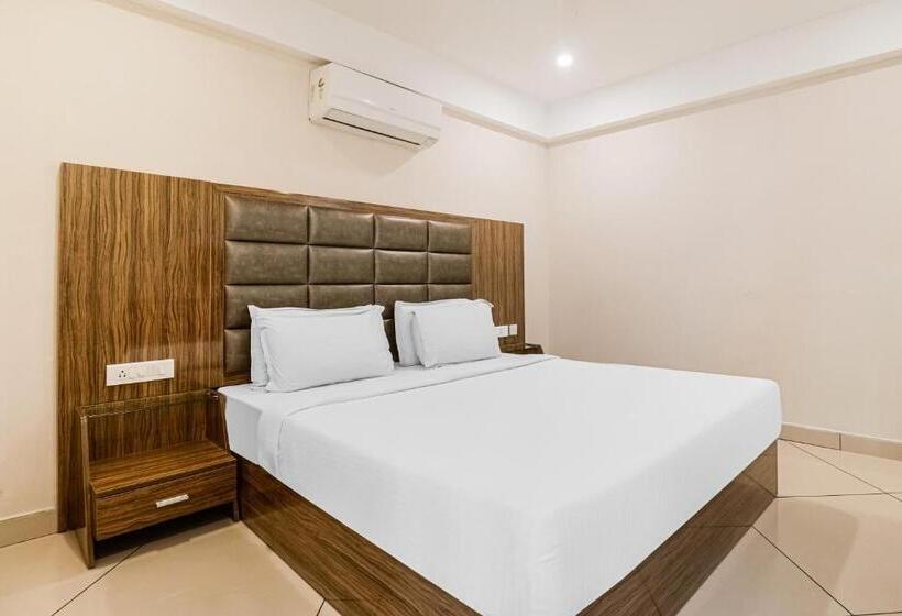 اتاق کلاسیک سه تخته, Collection O Edassery Resort